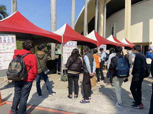 勞工局辦理10場徵才共計38家廠商，釋出1,000個以上職缺