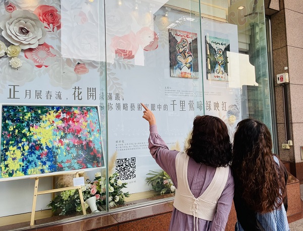 讓藝術成為日常生活中的風景 新光三越高雄三多店【希望櫥窗】 行動藝術展「灌溉希望，豐盈未來」1