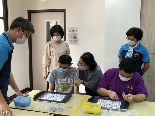 身心障礙者日間照顧機構「高雄市大樹揚智發展中心」 我和「大樹」一起成長1