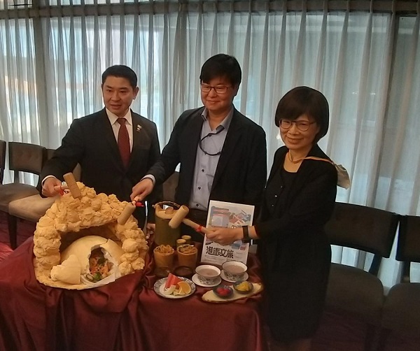 高雄翰品酒店推港鐵文旅住房專案 精選一日行程，從鐵道玩到港景 人文手作體驗，讓遊客留下雋永回憶2