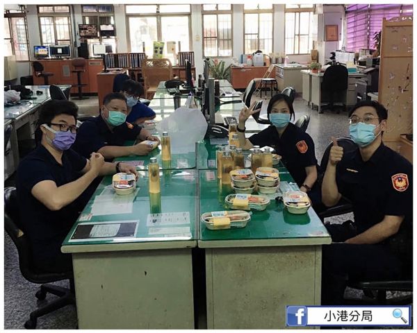 千呼萬喚「食」出來 警局長X港都警友會贈送法式餐盒慰勉小港警辛勞2