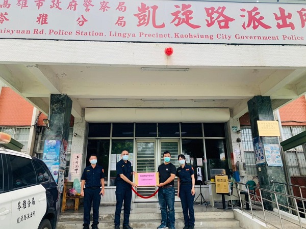 警察同仁辛苦了！高市立法委員捐贈防疫物資，用行動力挺第一線員警1
