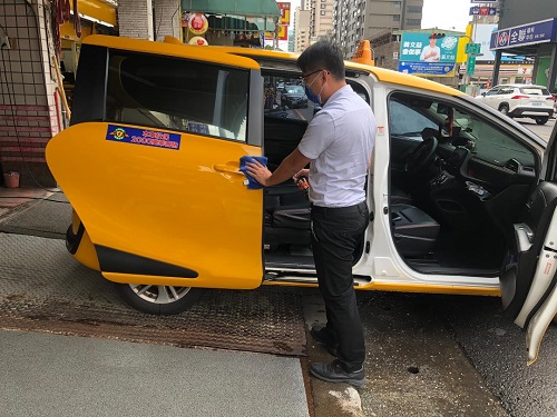「防疫逗相挺!」計程車防疫物資補助開始申請