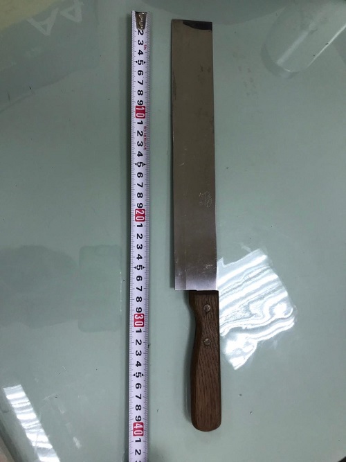 男子攜帶刀具閒晃？屏東警現刻偵辦中