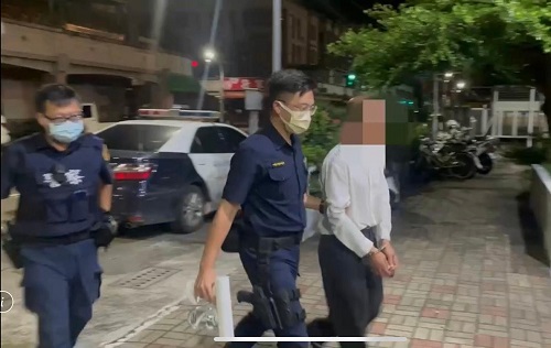 警察處處防疫稽查，躲車上哈毒銷魂遭逮