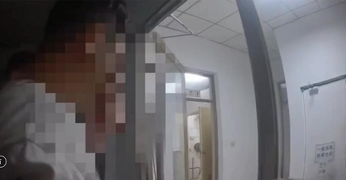 揹2條通緝犯 酒醉尿急到派出所借廁所 遭逮送辦