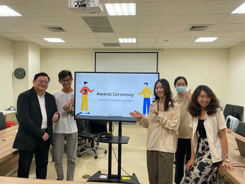高雄大學攜手姊妹校 舉辦2021 IYSL Online 菲國比科爾大學提案 菲版「健保快易通」加「疾管家」抱得冠軍