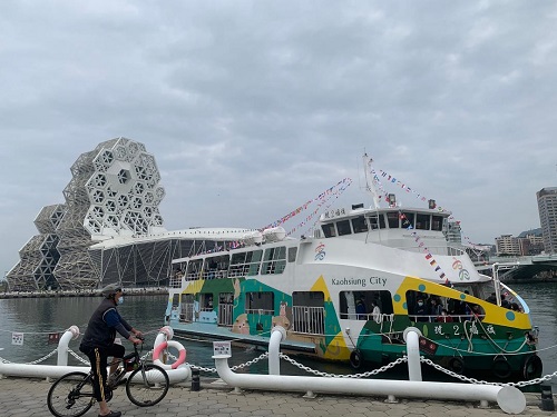 這樣玩最高流!渡輪串聯高流中心、棧貳庫、旗津，海上巴士試辦啟航