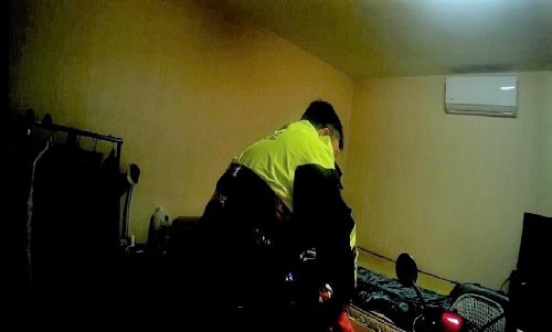漸凍症獨居老人求救 東港警獲報即刻救援