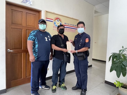 枋警結合民間善心人士 暖心協助貧困家庭 1