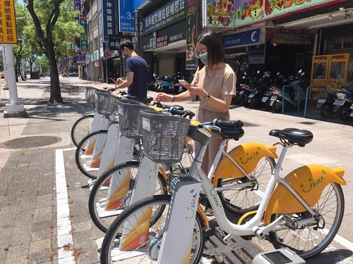 高雄YouBike 2.0「週五」掃碼租車雄蓋省1