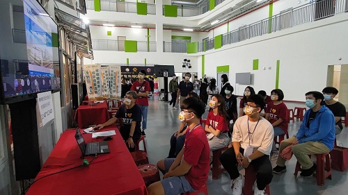 高雄大學第19屆畢業典禮 實體舉辦 同步直播 校長陳月端:疫情考驗調適韌性、培養精進跨域能力 - 人聞財經報