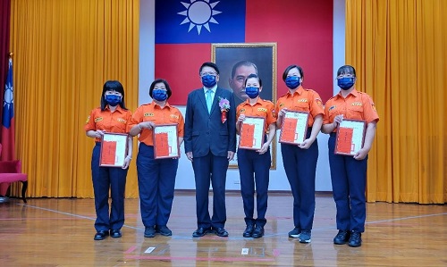 潘縣長親臨警察節慶祝大會 表揚及慰勉勞苦功高員警及協勤民力2