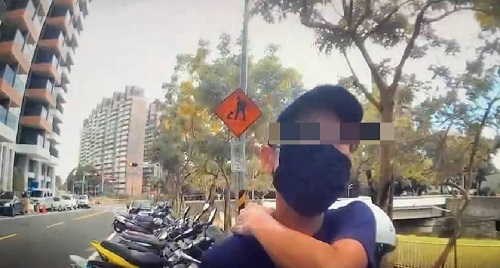 知道綽號是舊識 通緝犯想不到是警察認出她1
