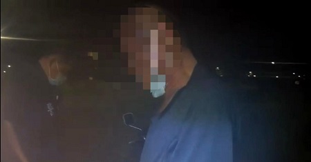老毒蟲見警心虛逃 萬般求情仍遭法辦1