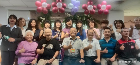 藝遊末盡 高雄市國際文化藝術協會公益特展 開幕茶會 民眾現場免費體驗烙畫2