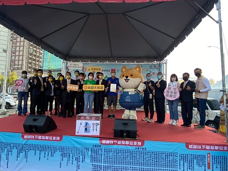 永慶房仲號召百業愛在一起 辦理公益園遊會支持弱勢1
