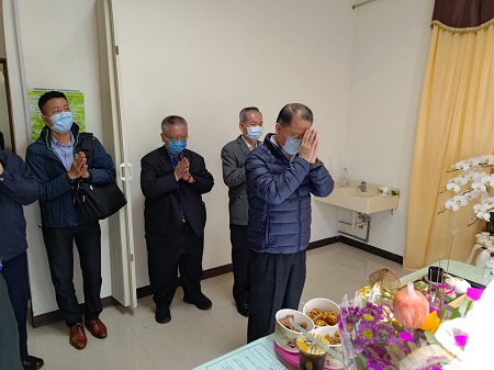 彰化縣快官派出所 警員高偉倫 遭自小客高速追撞死亡 肇事犯嫌車內搜出大量毒品咖啡包及毒品粉末2