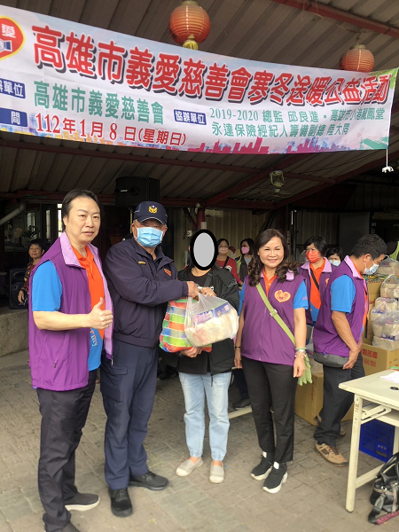 桂陽警歲末送愛心，聯合發放物資好過年