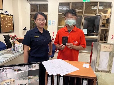 粗心工讀生遺落皮夾，警連繫銀行協助通知發還