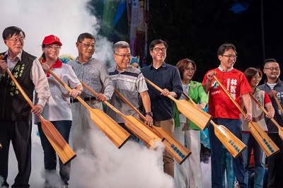 龍舟嘉年華開幕邀紙風車劇團演出 陳其邁歡迎民眾踴躍參加活動1