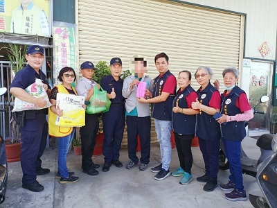 弱勢家庭不孤單 東警偕善心人士送關懷
