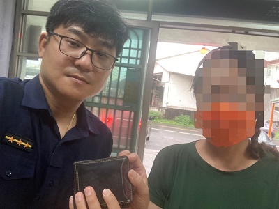 志願役士兵遺失皮夾，警委請母親代為領取