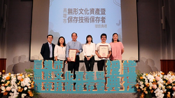 紙墨傳神 高雄市新增登錄無形文化資產保存者 「糊紙」陳志良、「傳統彩繪」蘇榮仁1
