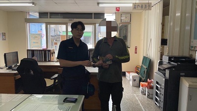 粗心遺失提款卡，警撥客服速通知