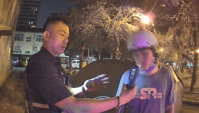 酒駕累犯見警心虛，突加速遭眼尖警查獲