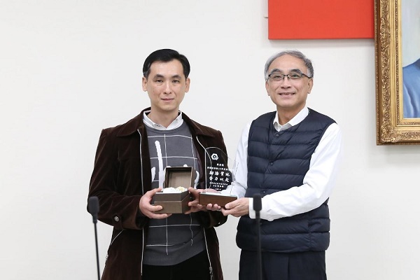 園管局臺中分局消防員榮獲經濟部112年度廉潔楷模 創新救災地圖促進園區安全1