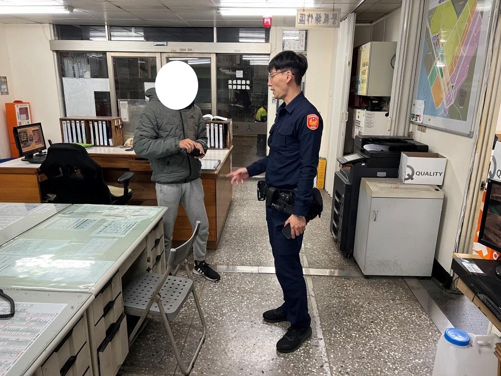 民眾粗心掉皮夾，大林警速通知發還
