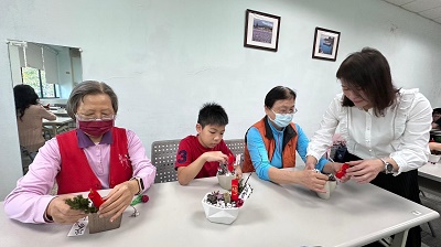 鳳山長青學苑新春開運植栽課程 老幼共融好運龍總來1