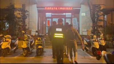 鳴喇叭遭譙 腦羞下車動手 警方4小時內查獲5嫌依法究辦4