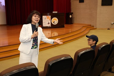 「綠領」正夯！ 華泰人資處長許景貞出席高大 《卓越講座》 剖析產業「數位浪潮」與「永續發展」兩大趨勢 1