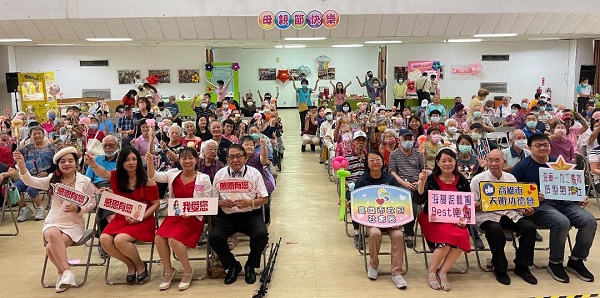 仁愛之家邀請長輩及家屬一起歡度感恩母親節！1