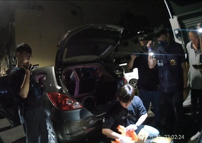 鐵觀音茶藏千萬K毒 保三警攔捕行動運毒車1