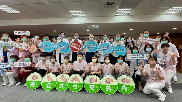 高雄市立聯合醫院響應「世界手部衛生日」 提倡全民動起來5洗手5安心1