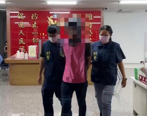 感恩月槍藏金爐保平安，假車牌男還是遭逮3