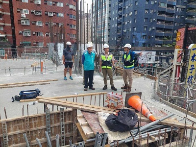 高市勞檢處針對「建築工程」 今年8月迄今 共計停工13件，裁罰22件，罰鍰金額208萬 1