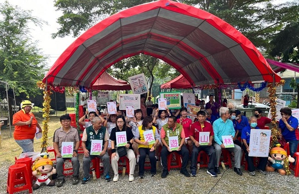 推動社區農村再生計畫 阿蓮峰山社區周末舉辦蜜蜂生態教育及親子活動1