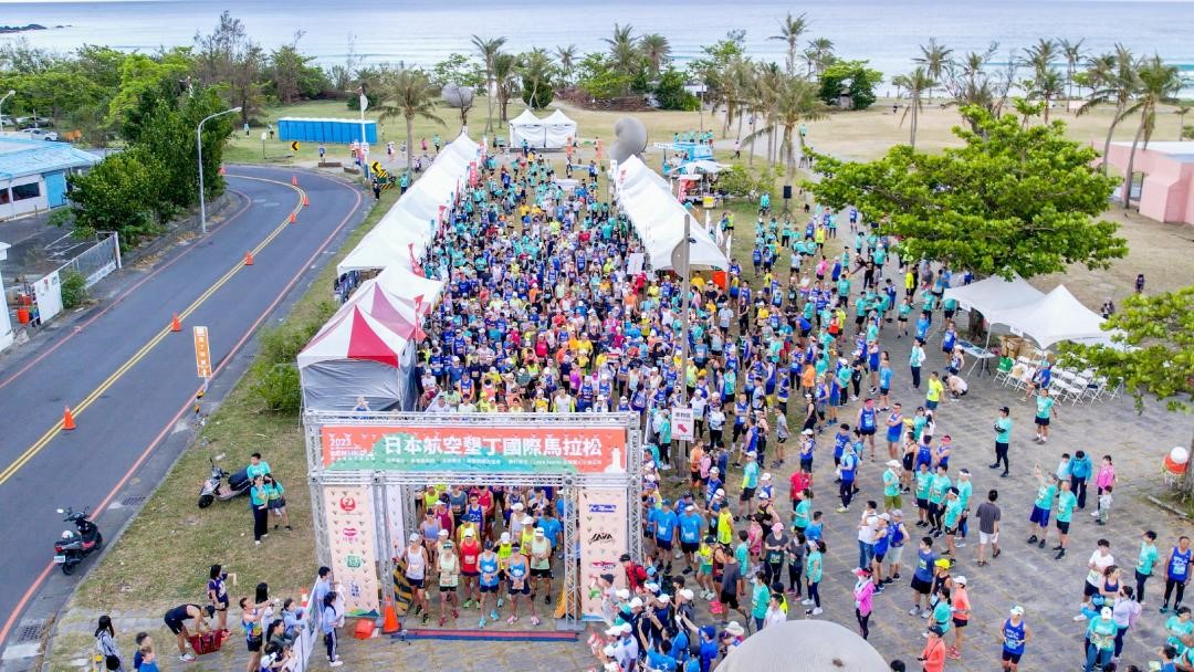 2024日本航空墾丁國際馬拉松盛大開跑！奔馳國境之南、飽覽墾丁美景！2