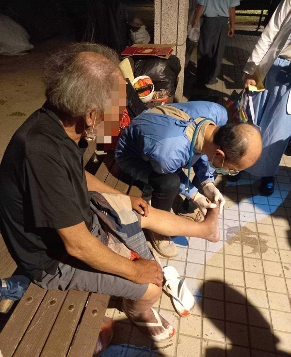漂泊人生醫級棒 外展醫療助街友1