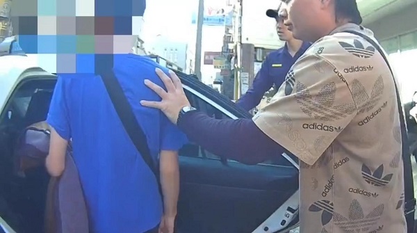 眼尖司機嗅出案情不單純！聯手警共逮馬詐團車手1
