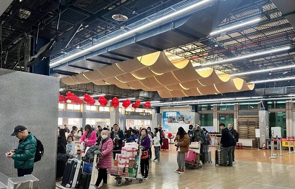 春節返鄉搭船趣 ，航班動態多注意