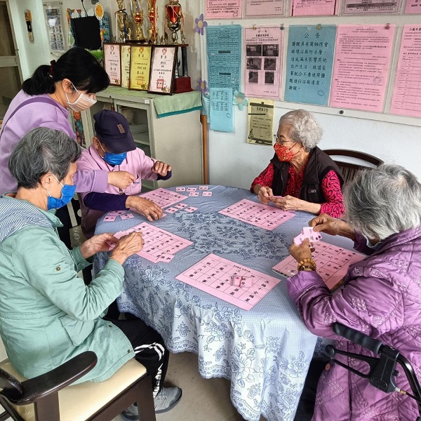 「歡樂小龍年，長輩喜團圓」-仁愛之家春節趣味活動，暖心迎新年！1