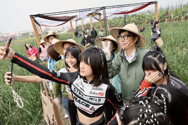 蔥啥咪林園洋蔥節好評登場 陳其邁推薦林園洋蔥入菜別有風味好吃保證3