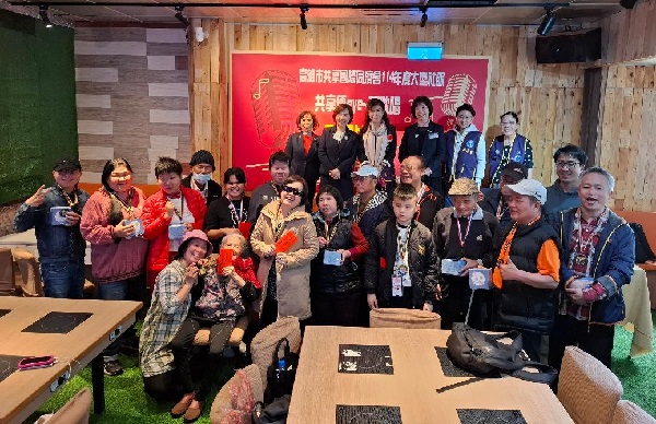 高雄市共享國際同濟會第二屆社服公益活動 台灣盲人重建院16位歌手参賽5