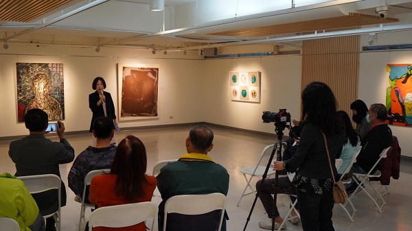 高雄市現代畫學會「邊陲的中央 -挑戰AI的思維」雙年大展 文化中心至真堂登場1