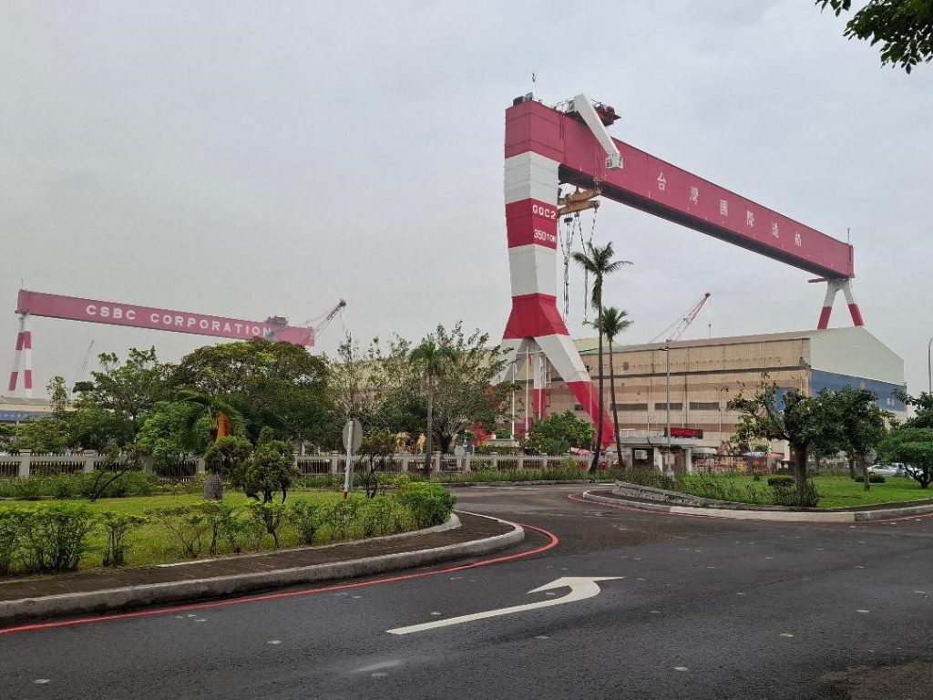 台船1